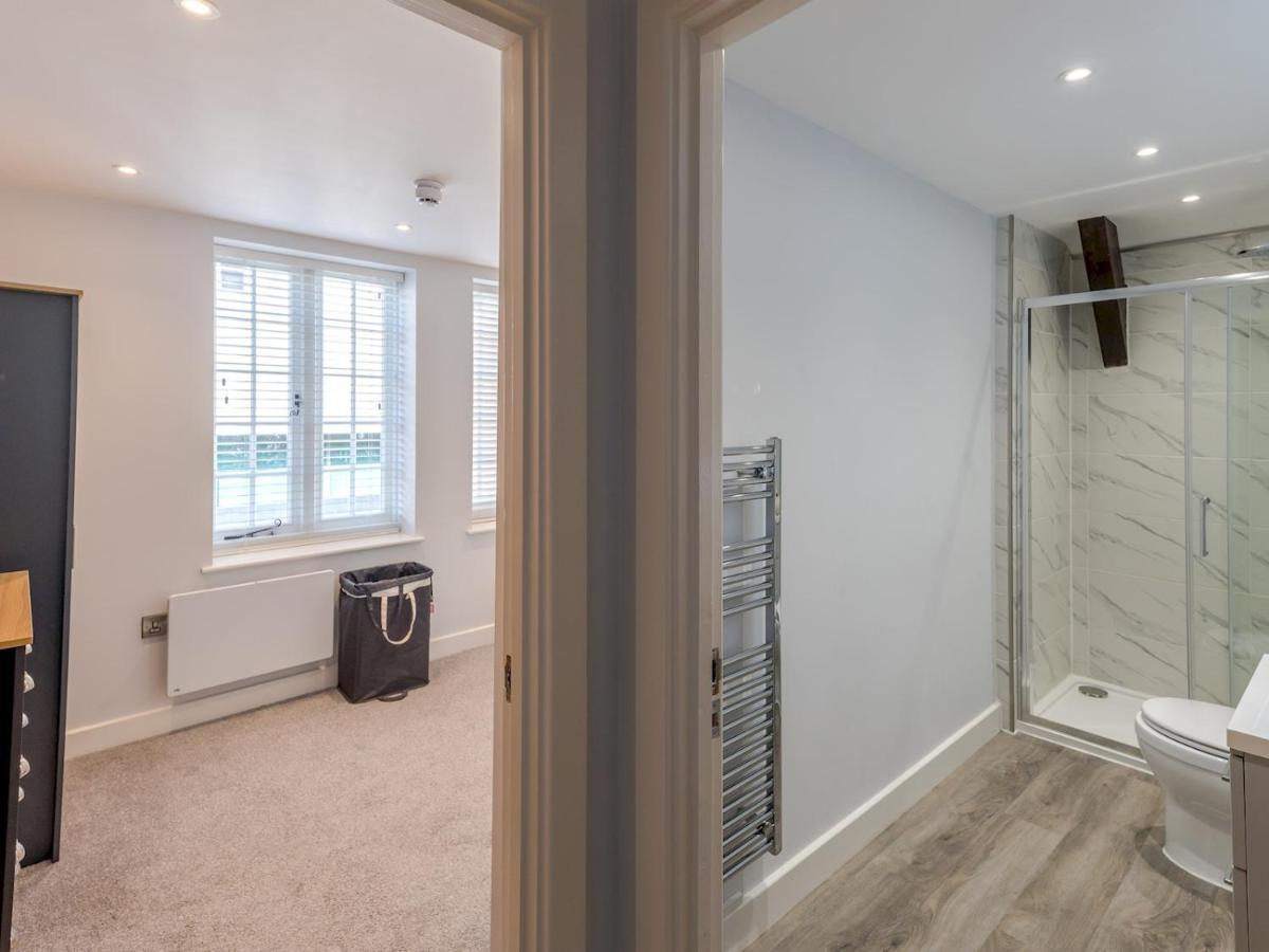 Pass The Keys Dahlia Contemporary Town Centre Apartment Shrewsbury Exterior photo
