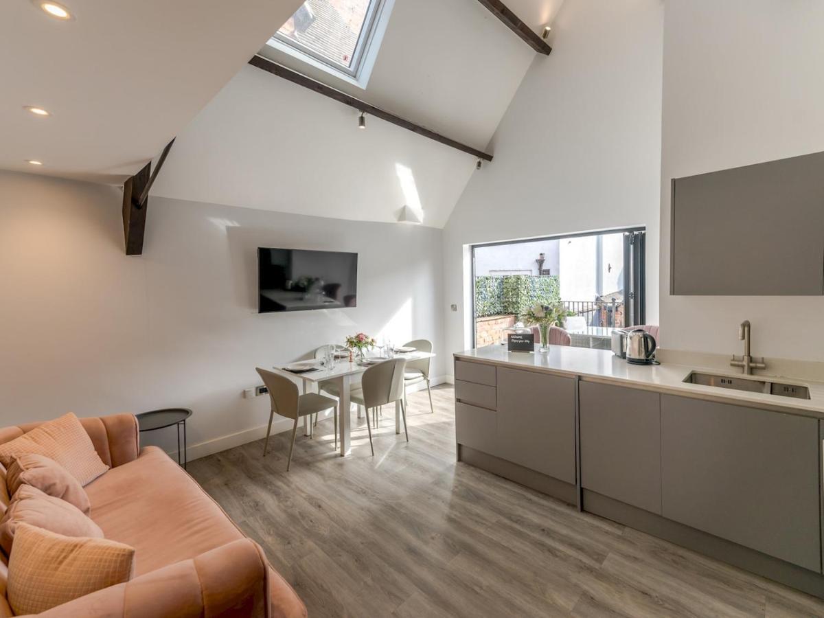 Pass The Keys Dahlia Contemporary Town Centre Apartment Shrewsbury Exterior photo